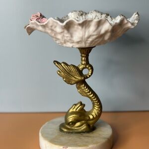 Elegant Gold and Cream Decorative Dish